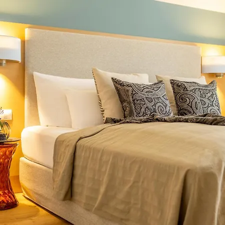 Seehotel Am Kaiserstrand מלון