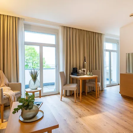 Seehotel Am Kaiserstrand Otel 4*