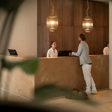 Seehotel Am Kaiserstrand מלון 4*