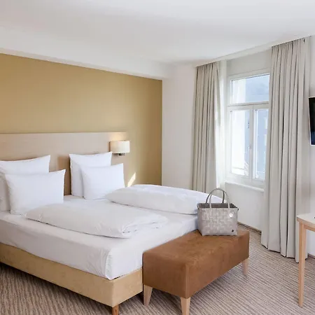 Seehotel Am Kaiserstrand 4* Lochau