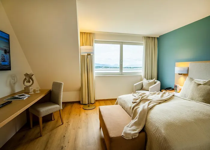 Seehotel Am Kaiserstrand Lochau