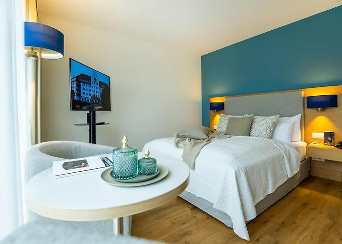 Seehotel Am Kaiserstrand 4* Lochau